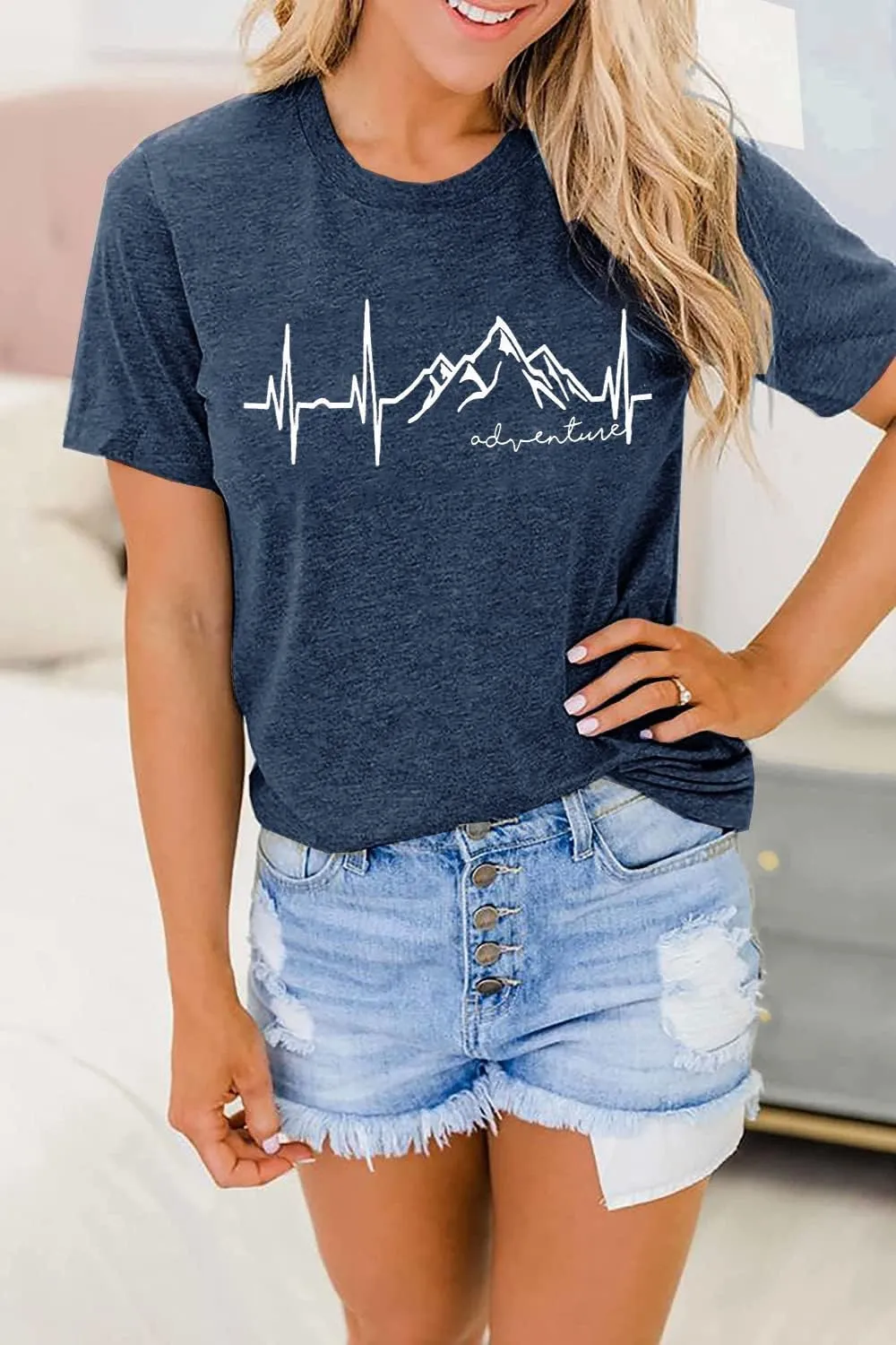 Beach Heartbeat T Shirt for Women Love Heart Graphic Tees Print Shirts Short Sleeve Casual Summer Vacation Tee Tops