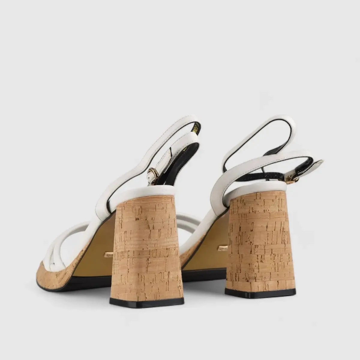 Bulbul Block Heel Sandal Black CAR5032