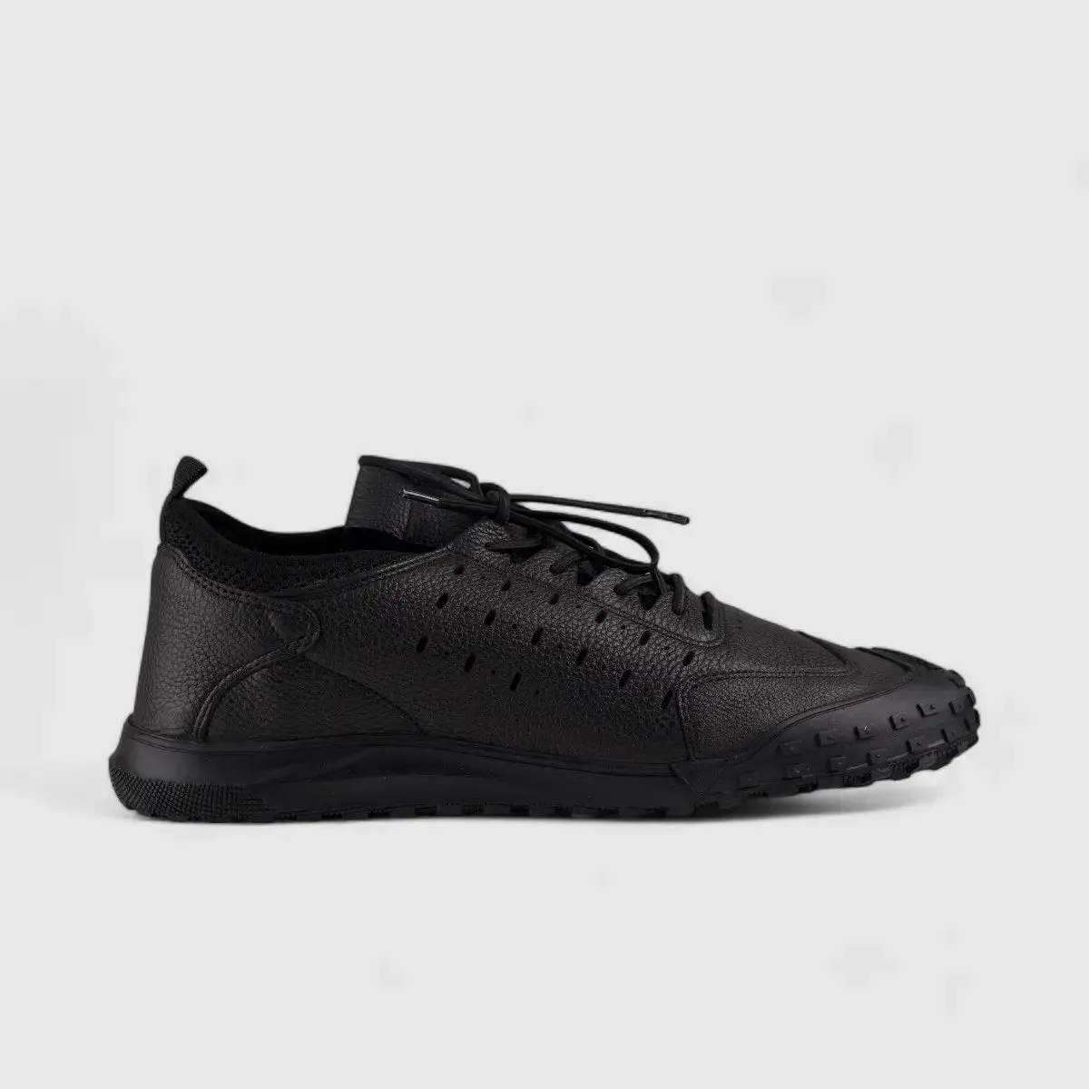 Bulletti Lace Up Sneaker Black 15347