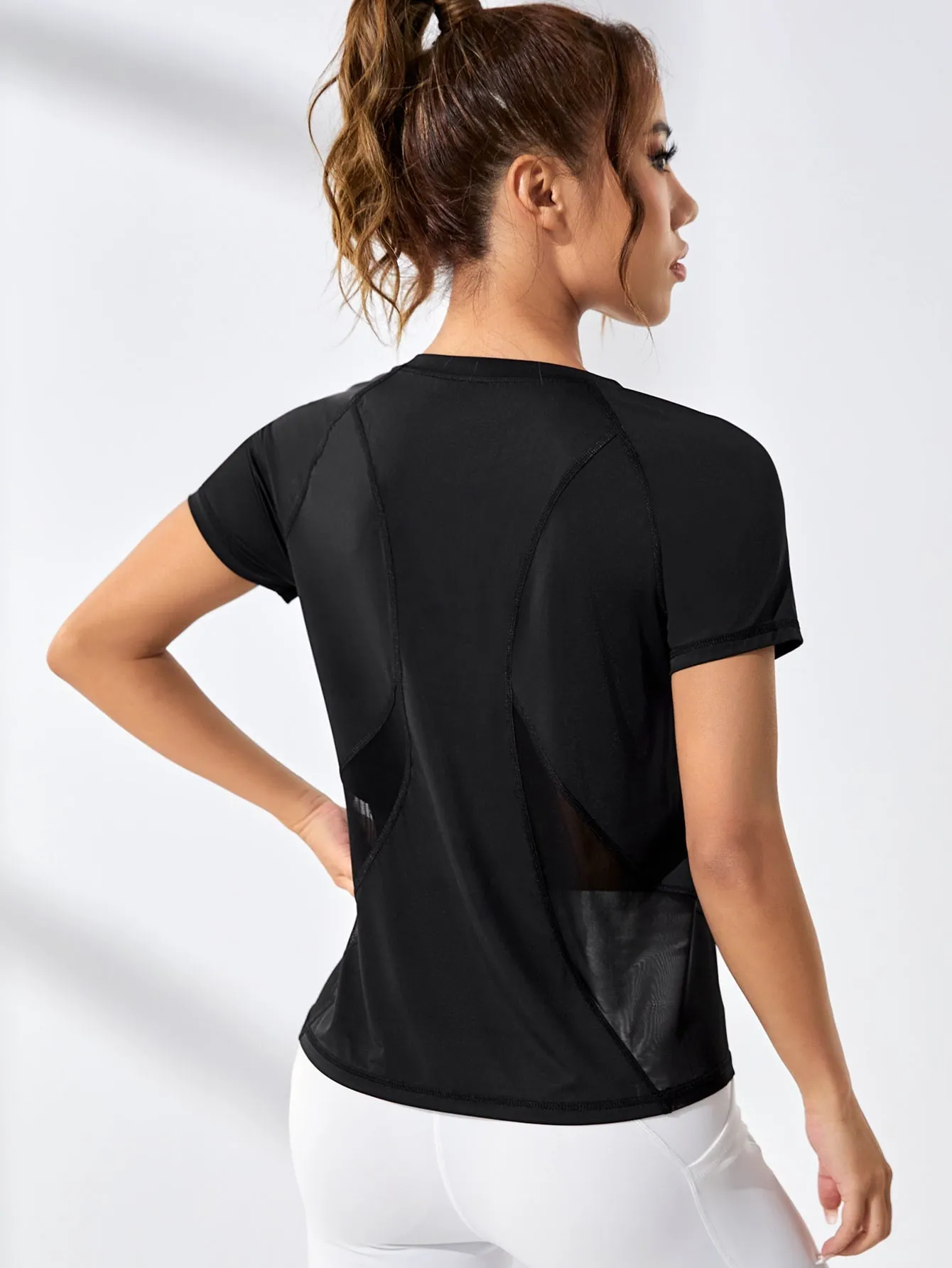 Contrast Mesh Raglan Sleeve Active Tee SS23 - FD