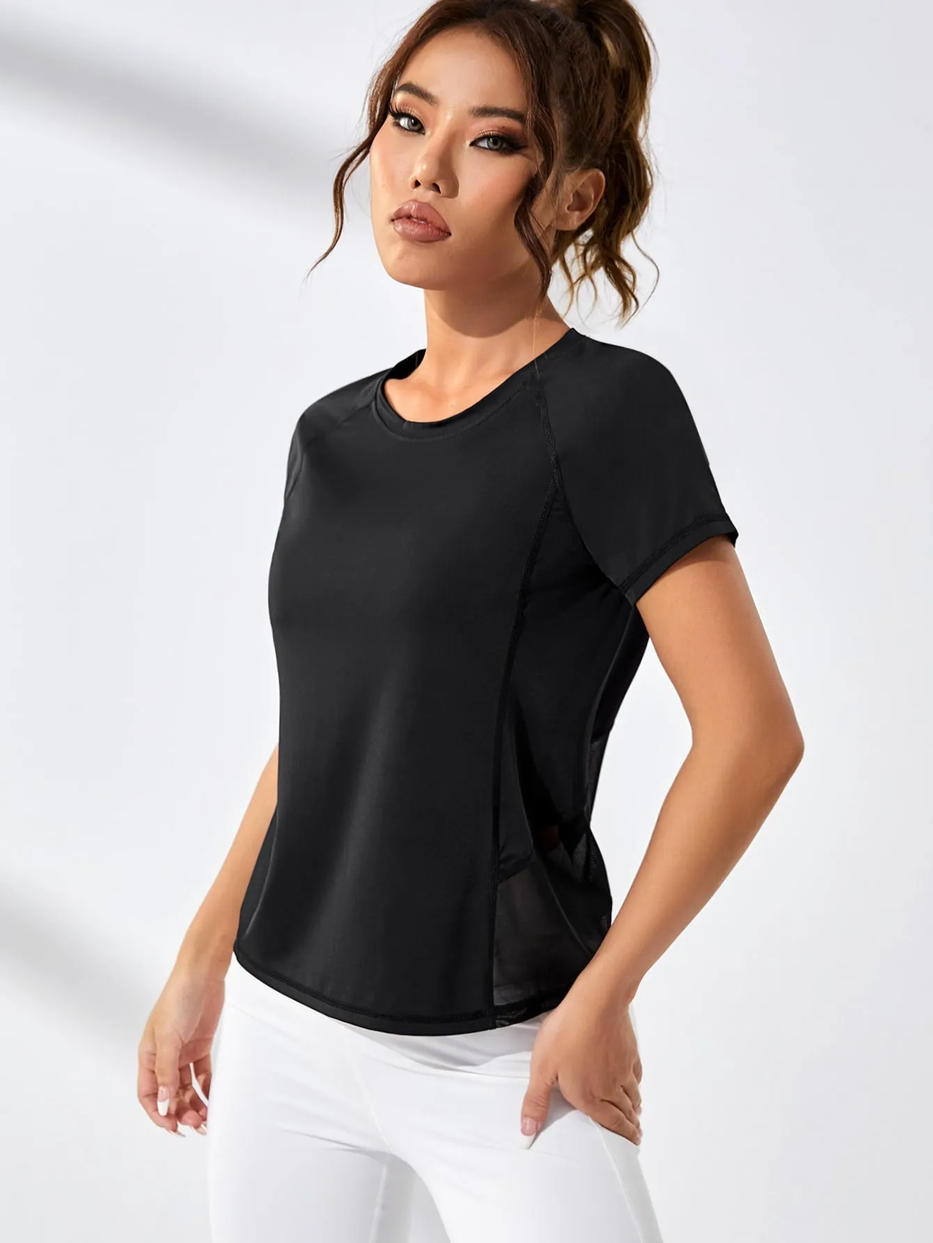 Contrast Mesh Raglan Sleeve Active Tee SS23 - FD