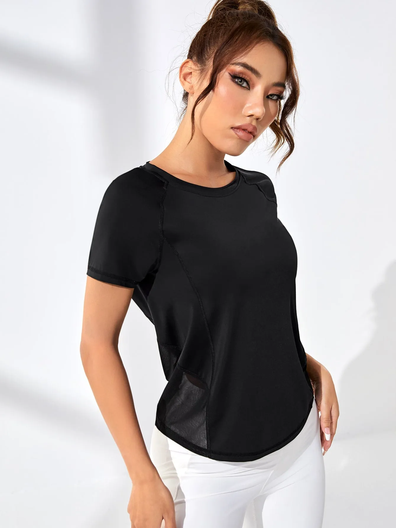 Contrast Mesh Raglan Sleeve Active Tee SS23 - FD