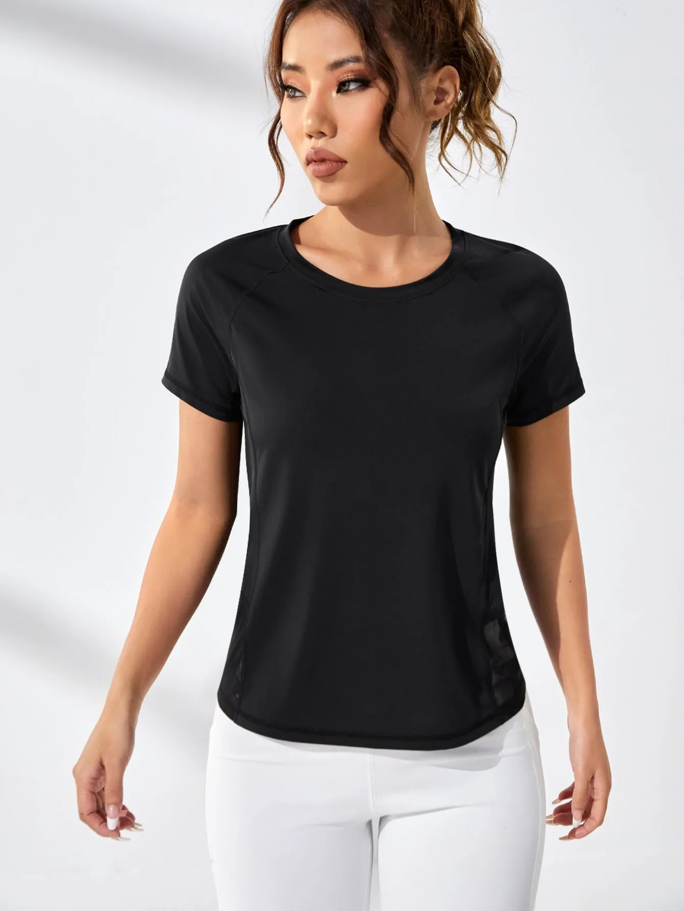 Contrast Mesh Raglan Sleeve Active Tee SS23 - FD