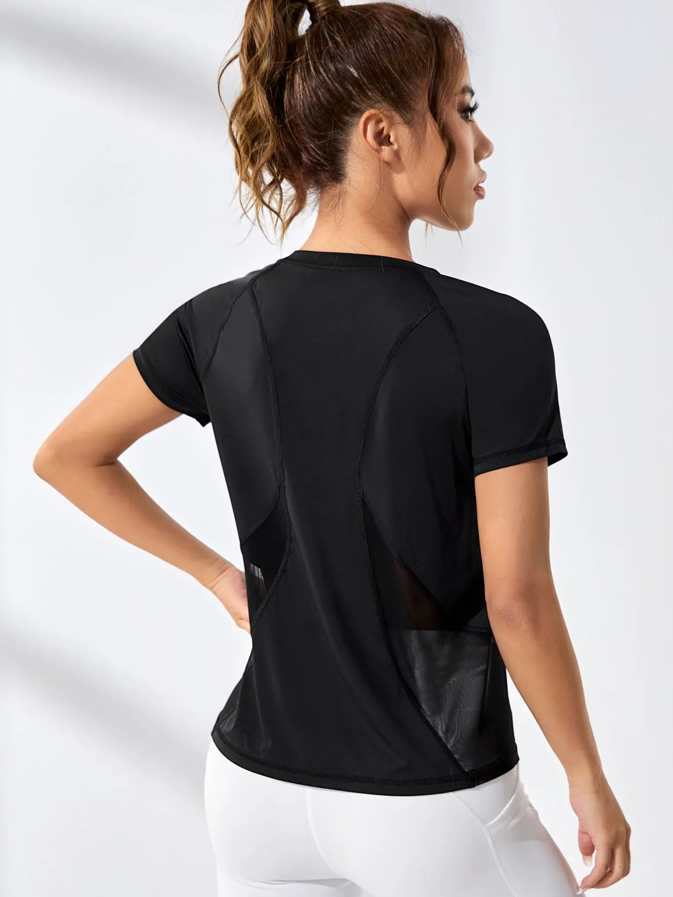 Contrast Mesh Raglan Sleeve Active Tee SS23