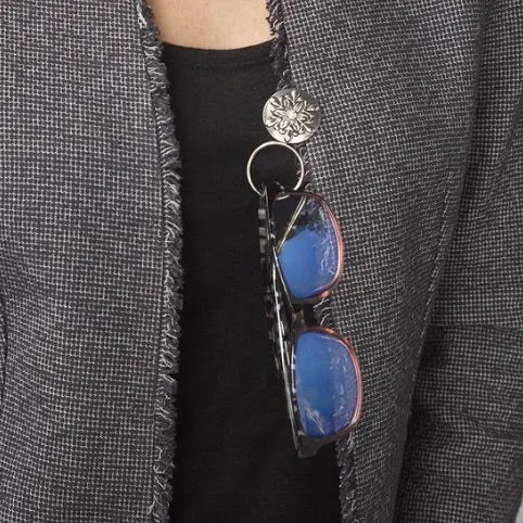 Embrace Fashion Fastener