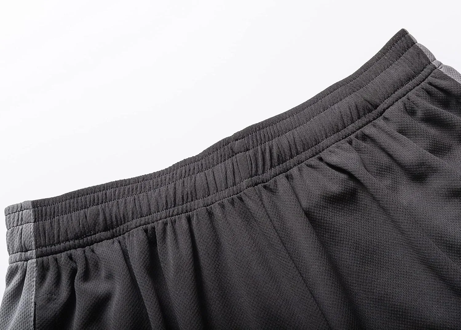 HQUEC Men's 12" Athletic Shorts Long Basketball Workout Shorts Below Knee Loose-Fit with Pockets