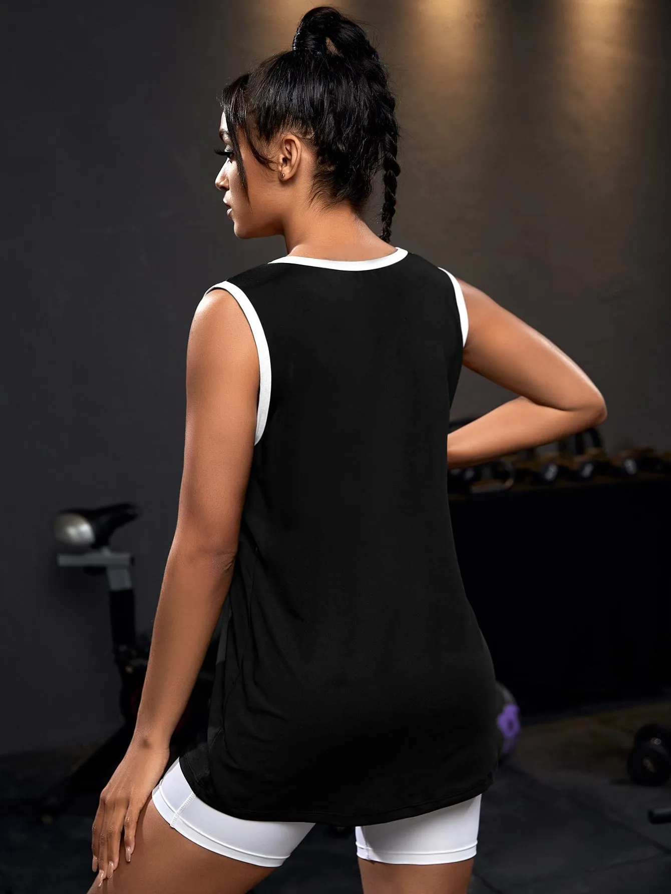 Letter Graphic Contrast Binding Sports Tank Top SS23